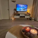 W Rewalu 42 M2, Tylko 40 Metrow Od Plazy * Rewal