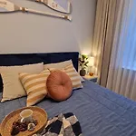 Διαμέρισμα W Rewalu 42 M2, Tylko 40 Metrow Od Plazy *
