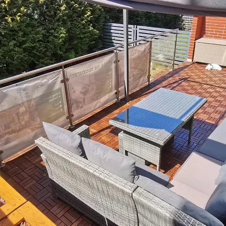 アパート W Rewalu 42 M2, Tylko 40 Metrow Od Plazy レバル