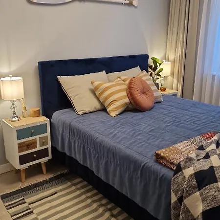 アパート W Rewalu 42 M2, Tylko 40 Metrow Od Plazy レバル