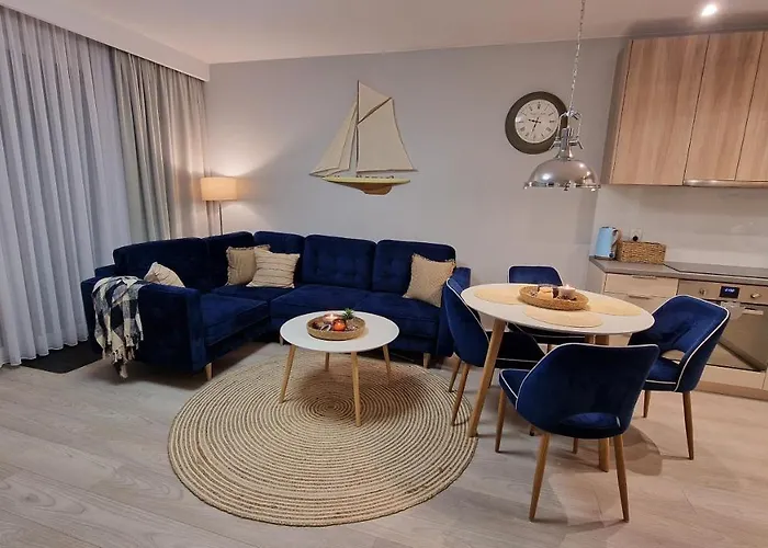 W Rewalu 42 M2, Tylko 40 Metrow Od Plazy Apartment