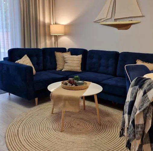 アパート W Rewalu 42 M2, Tylko 40 Metrow Od Plazy *